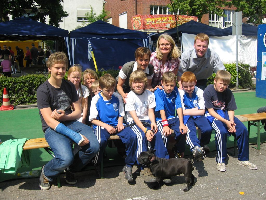 U10-3: ... mit alle Mann beim Frühlingsfest dabei