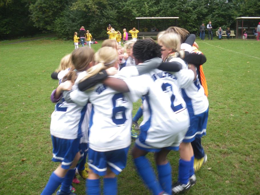 2:0 ! Die U-11-Mädchen gewinnen ihr drittes Meisterschaftsspiel