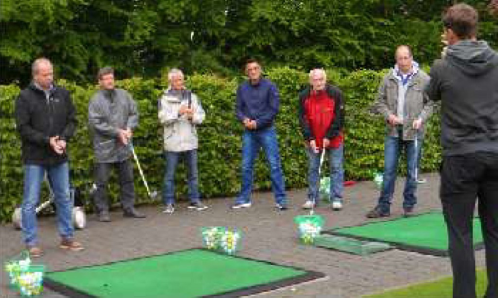 Statt der berühmten “Asse” kam der Golfball