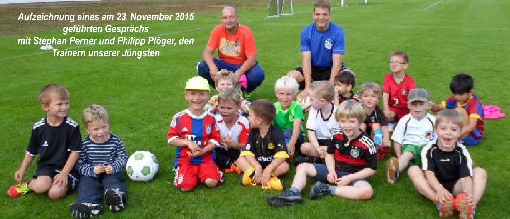 Kindern das Fußballspiel beibringen