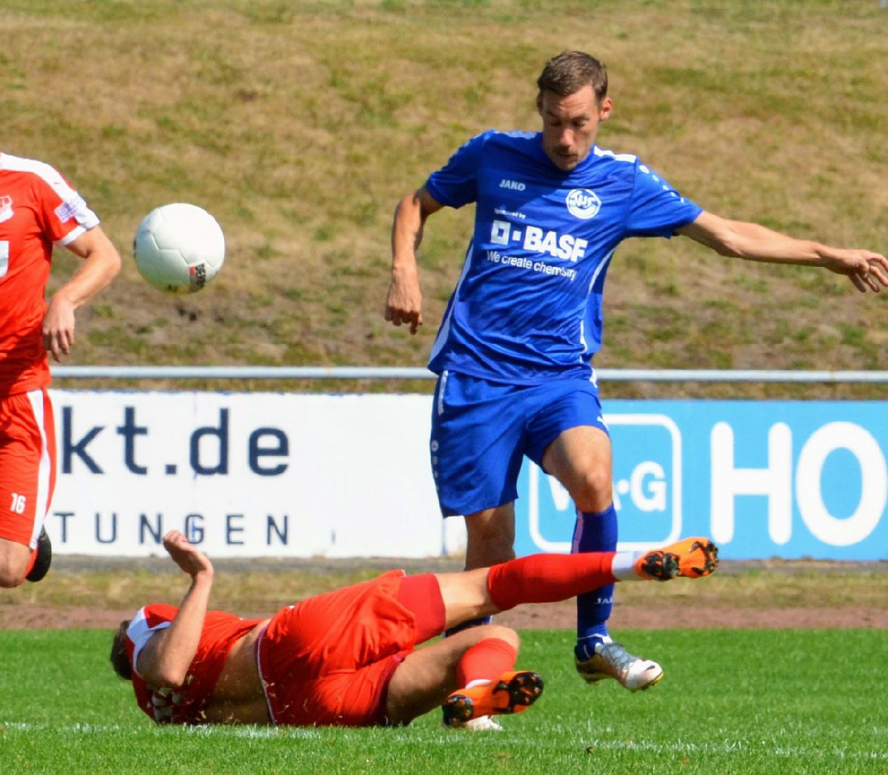 Hiltrup schleppt gegen Borussia Emsdetten den Sieg ins Ziel