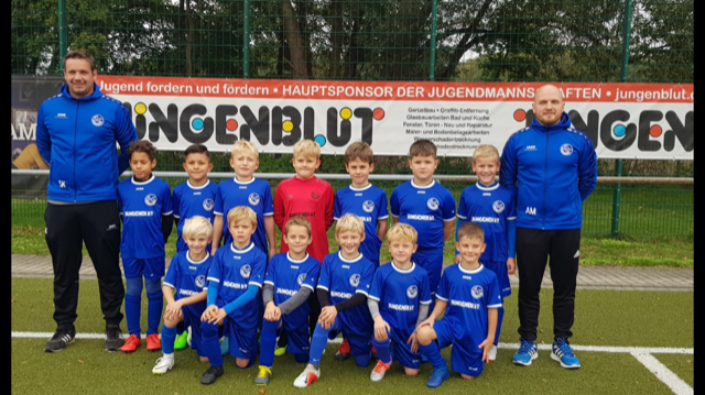U8-1 (F4) U8-1 (F4)